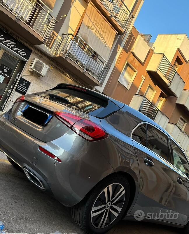 Usata Mercedes A180 Edition 136 CV (100 kW) 2018 Utilitaria