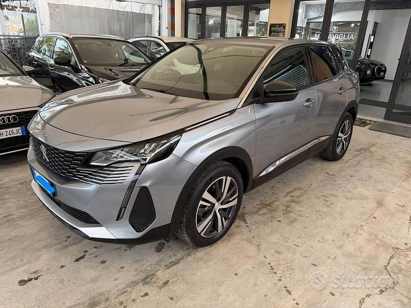 Usata Peugeot 3008 Allure 131 CV (96 kW) 2022 Grigio SUV