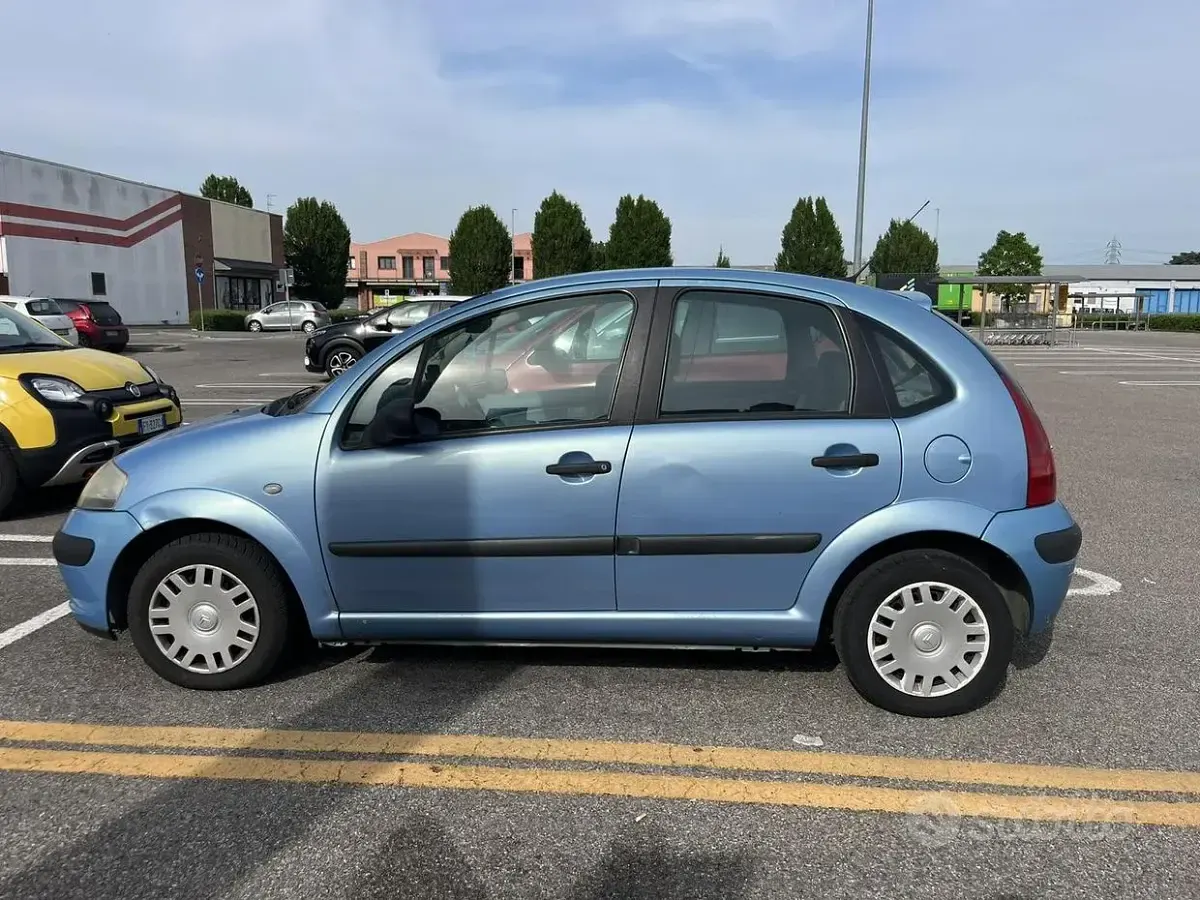 Usata Citroën C3 73 CV (53 kW) 2003 Blu Berlina
