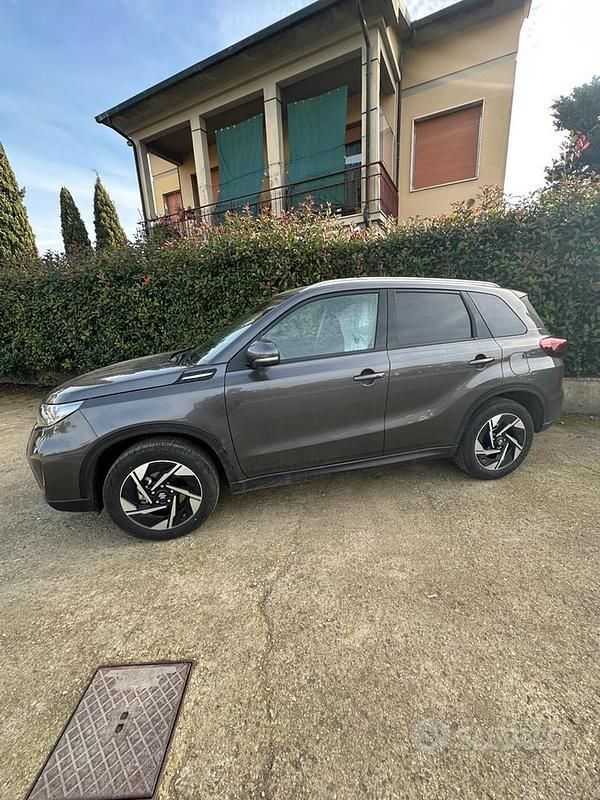 Nuova Suzuki Vitara 129 CV (94 kW) 2025 SUV