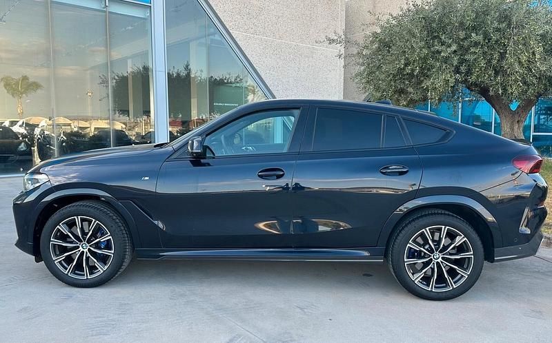 Usata BMW X6 M Sport 340 CV (250 kW) 2022 Nero SUV