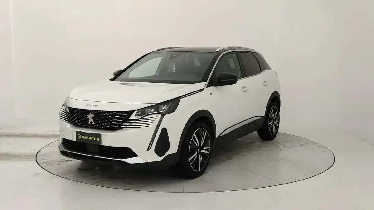 Usata Peugeot 3008 GT 131 CV (96 kW) 2022 Bianco SUV