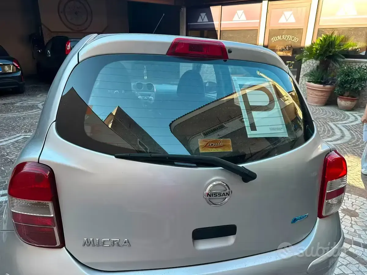 Usata Nissan Micra Acenta 60 CV (44 kW) 2011 Grigio Utilitaria