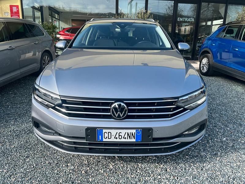 Usata VW Passat Business 122 CV (89 kW) 2021 Argento Station wagon