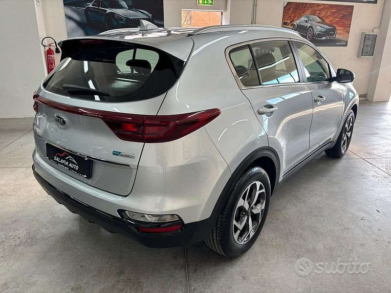Usata Kia Sportage Urban 136 CV (100 kW) 2021 Grigio SUV