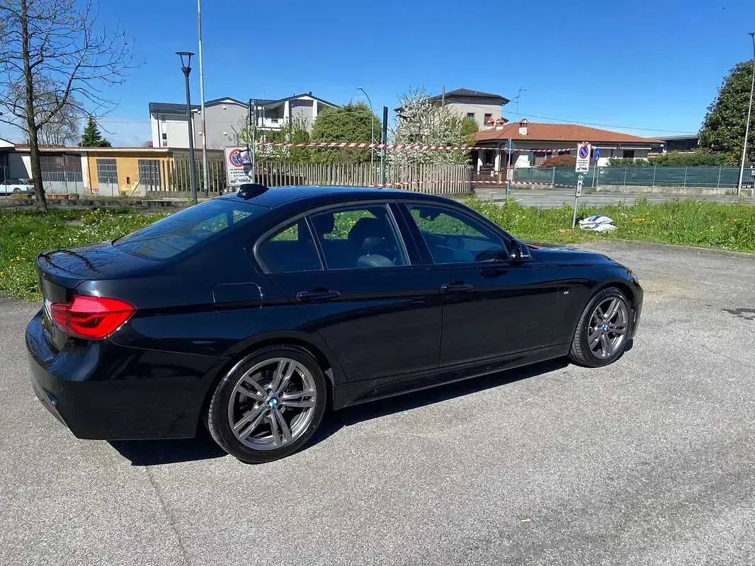 Usata BMW 318 M Sport 150 CV (110 kW) 2017 Nero Berlina