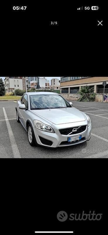 Usata Volvo C30 109 CV (80 kW) 2010 Grigio Utilitaria