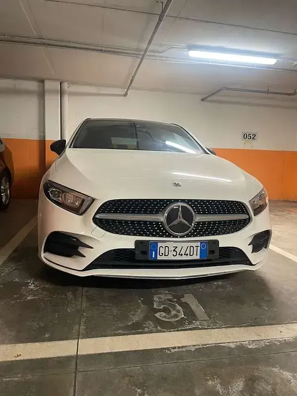 Usata Mercedes A180 Premium 136 CV (100 kW) 2020 Bianco Berlina