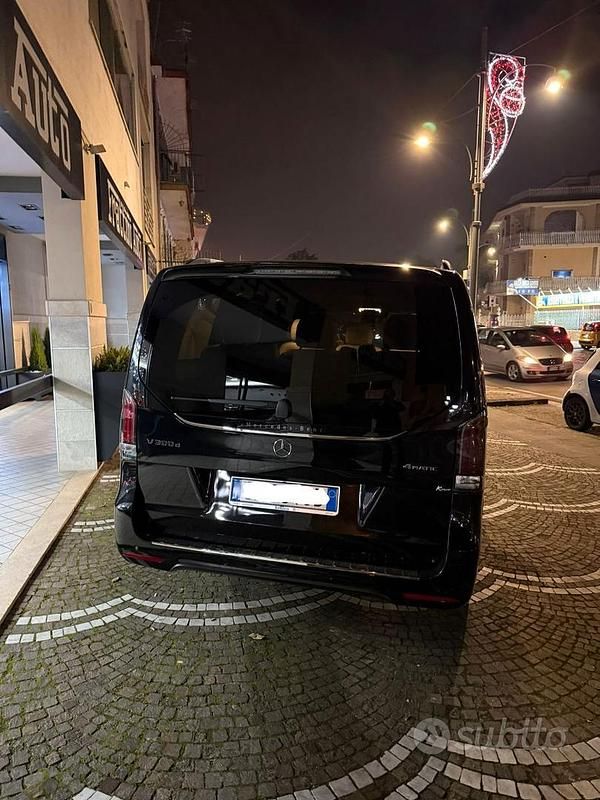Usata Mercedes V230 2025 Nero Monovolume