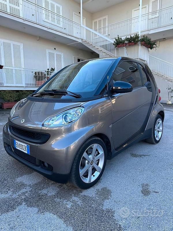 Usata 2010 Smart ForTwo Coupé Pulse Coupé | 6590 € (Cara) - Immagine 1/4
