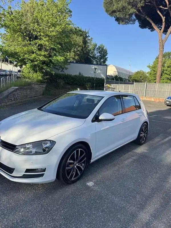 Usata VW Golf Sportsvan Highline 110 CV (80 kW) 2015 Monovolume
