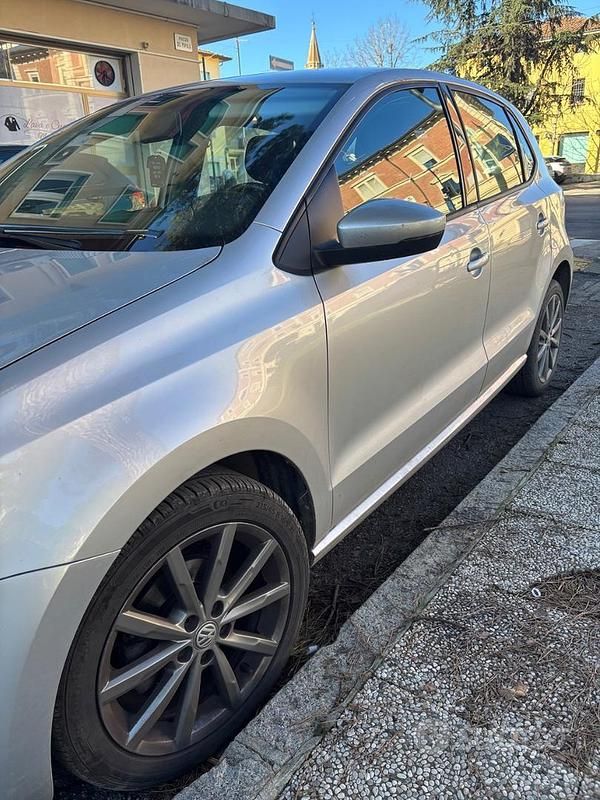 Usata VW Polo 2015 Grigio Berlina