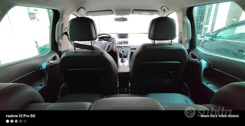Usata Opel Meriva 95 CV (69 kW) 2013 Bianco Monovolume