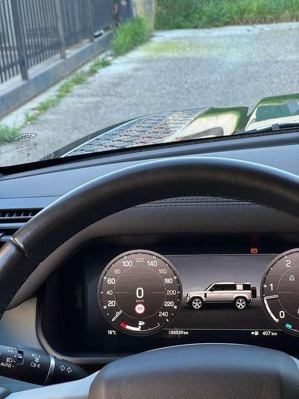 Usata Land Rover Defender SE 200 CV (147 kW) 2023 Nero SUV