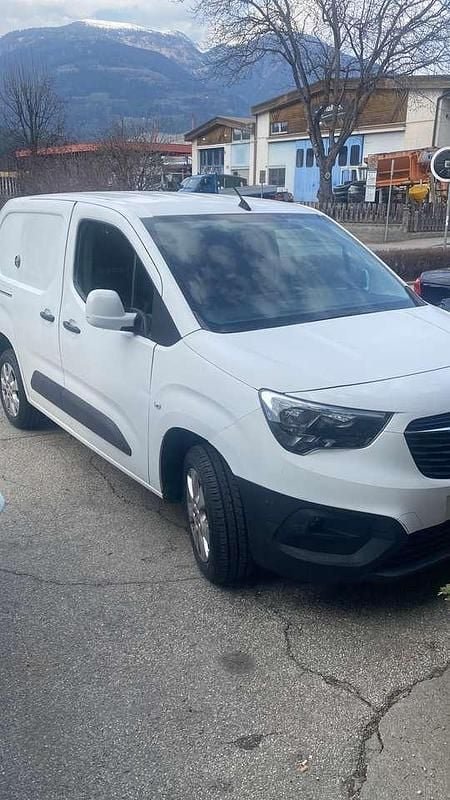 Usata Opel Combo 102 CV (75 kW) 2020 Bianco Monovolume