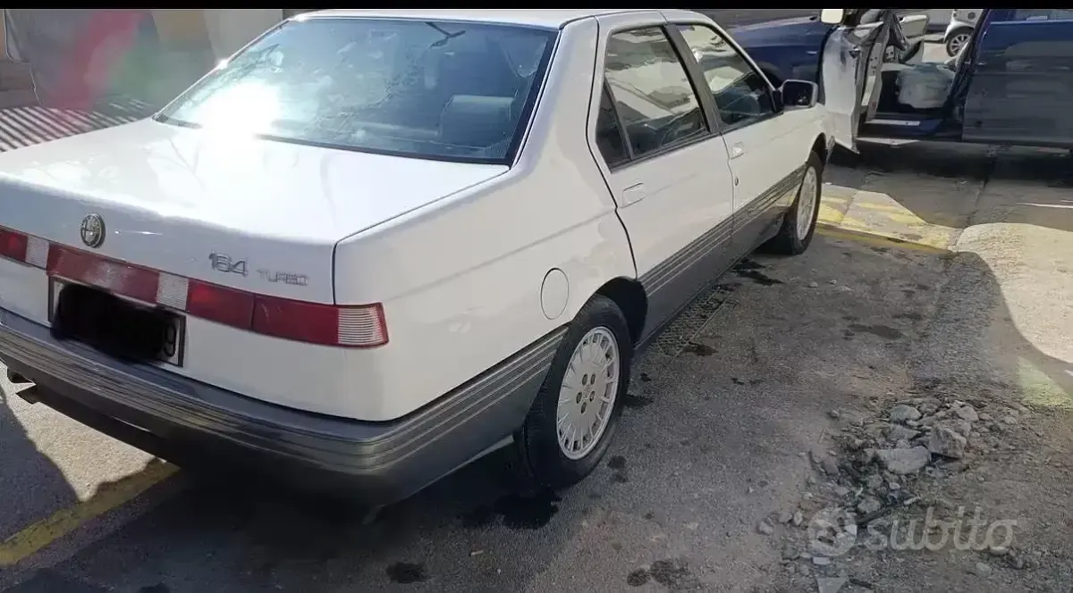 Usata Alfa Romeo 164 171 CV (125 kW) 1988 Bianco Berlina