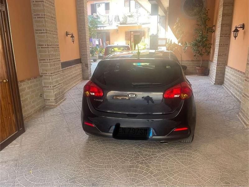 Begagnad Kia Ceed 99 HK (72 kW) 2013 Halvkombi