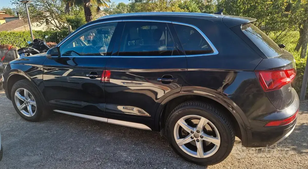 Usata Audi Q5 S-line plus 190 CV (139 kW) 2019 Bluazzurro SUV