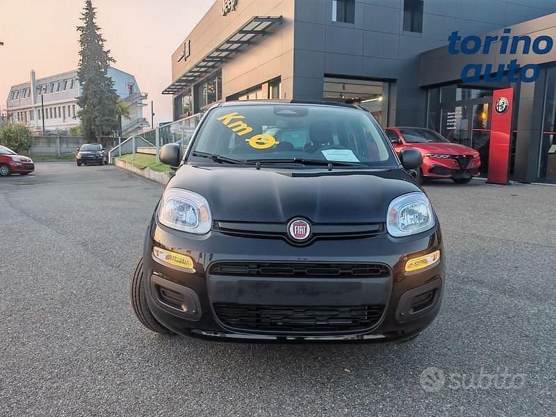 Nuova Fiat Panda S 70 CV (51 kW) 2025 Nero Utilitaria