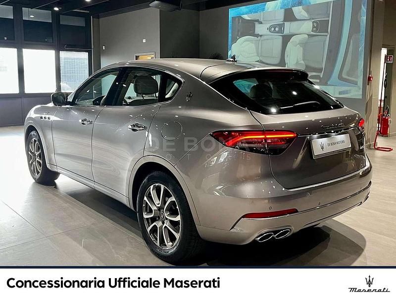 Usata Maserati Levante GT 330 CV (242 kW) 2022 Grigio SUV
