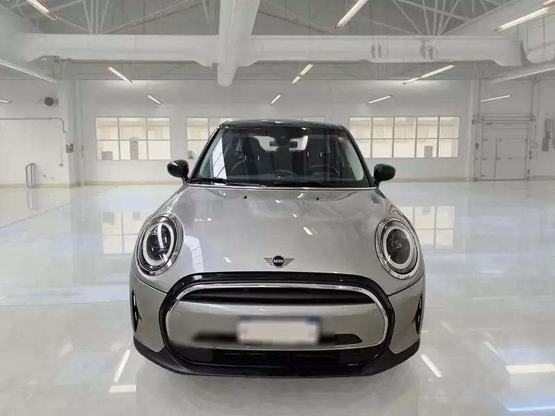Usata Mini Cooper Classic 136 CV (100 kW) 2023 Grigio Utilitaria