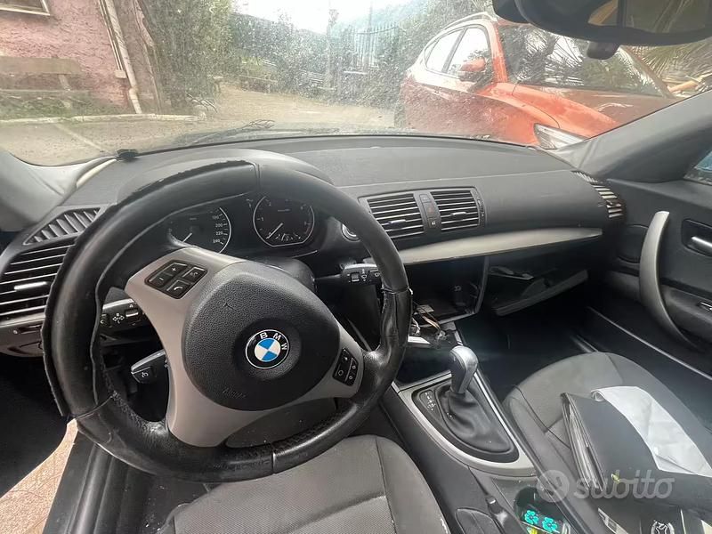 Usata BMW 120 2006 Blu Utilitaria