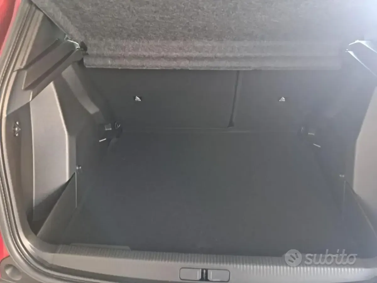 Nuova Peugeot 2008 101 CV (74 kW) 2026 Bianco SUV