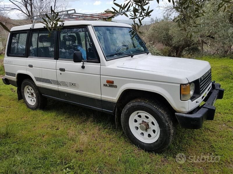 Usata Mitsubishi Pajero 1988 SUV