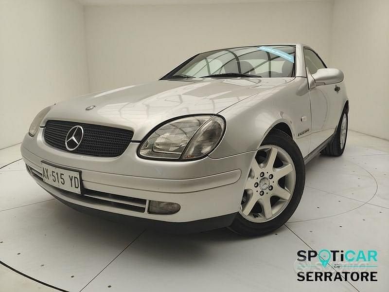 Usata Mercedes SLK230 193 CV (141 kW) 1998 Grigio Cabrio