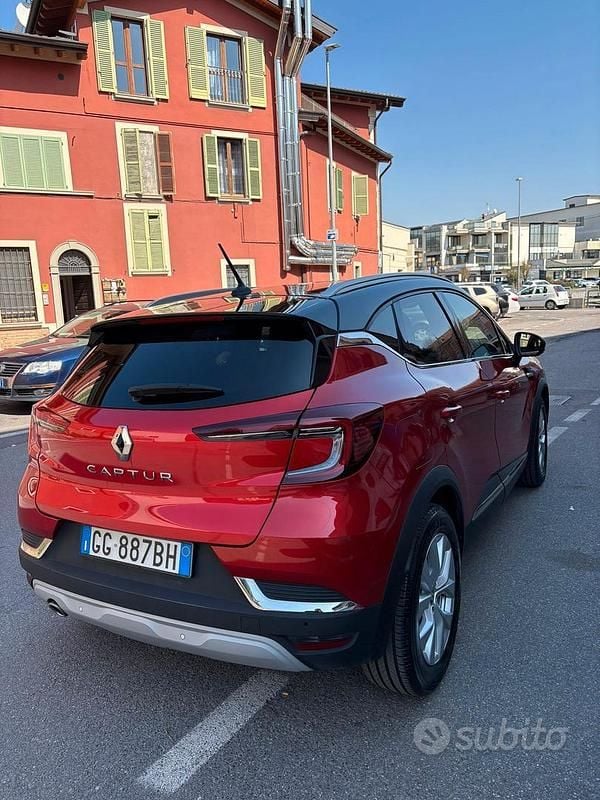 Usata Renault Captur 100 CV (73 kW) 2021 SUV
