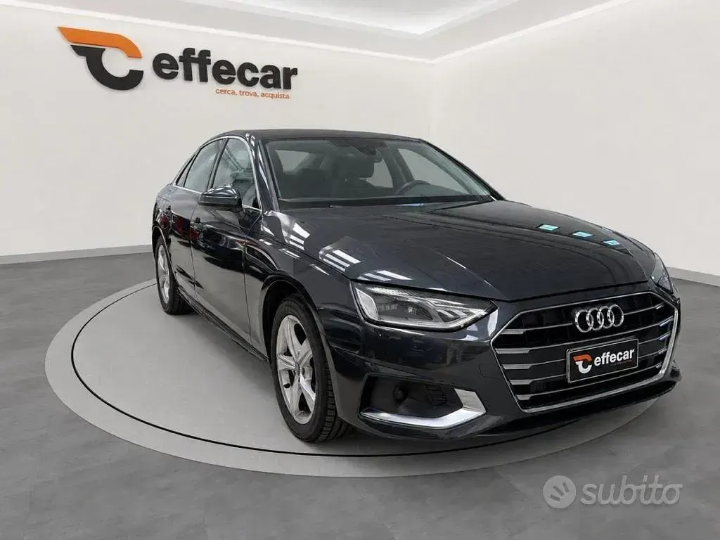 Usata Audi A4 Advanced 163 CV (119 kW) 2022 Grigio Berlina