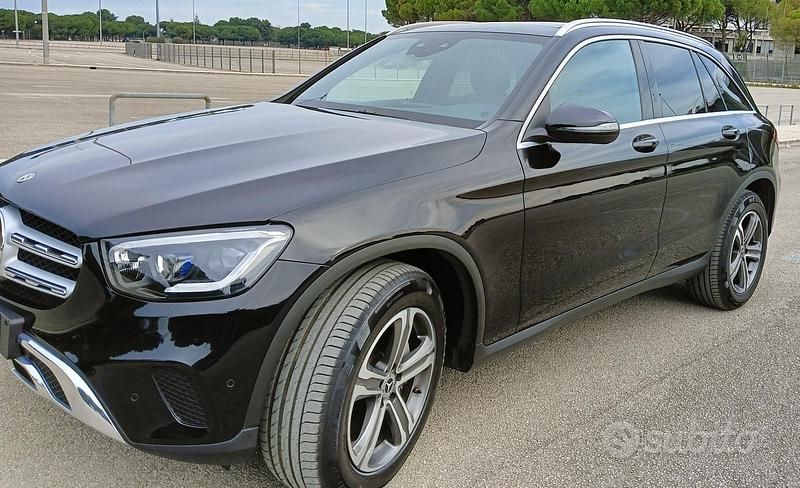 Nero Usata 2020 Mercedes GLC220 SUV | 31.000 € (Super prezzo) - Immagine 1/4