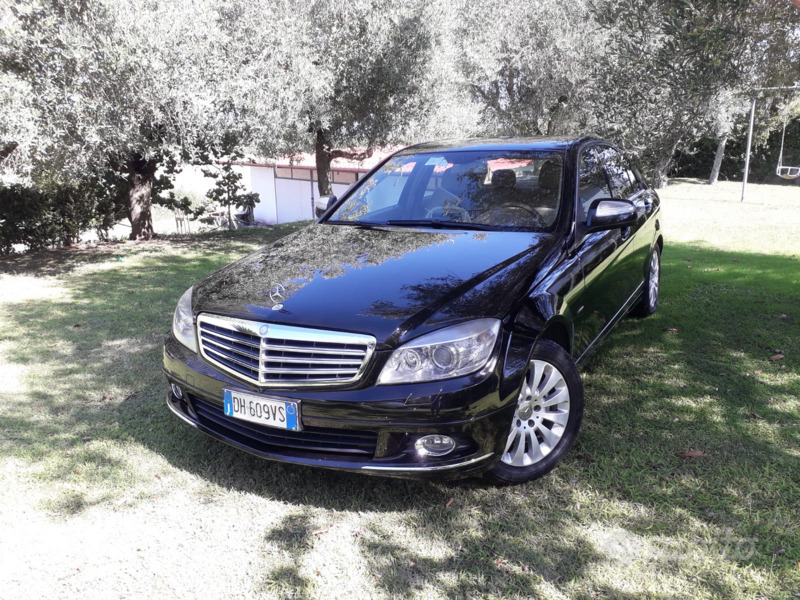 Usato 2007 Mercedes 220 2.2 Diesel 125 CV (7.000 €)