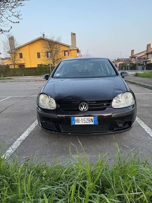 Usata VW Golf V Comfortline 102 CV (75 kW) 2007 Nero Berlina
