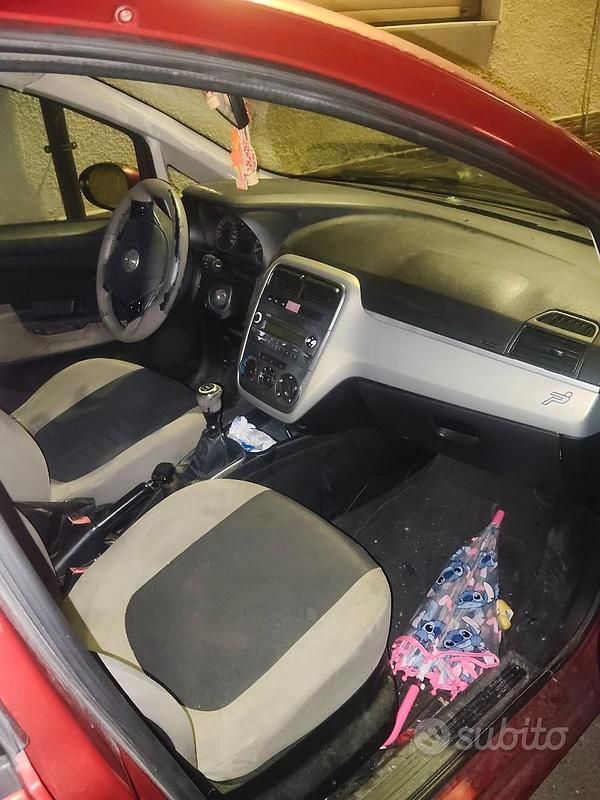 Usata Fiat Grande Punto 2006 Rosso Utilitaria