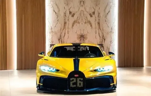 Usata Bugatti Chiron 2022 Giallo Coupé