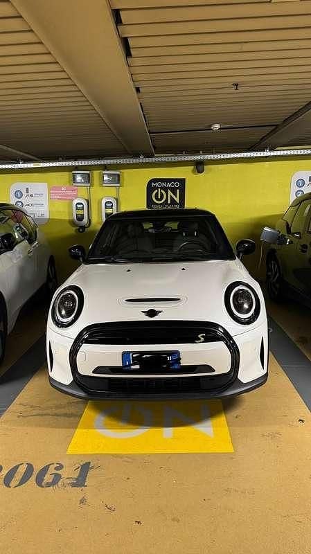 Usata 2023 Mini Cooper SE Resolute Edition Utilitaria | 24.000 € (Cara) - Immagine 1/3
