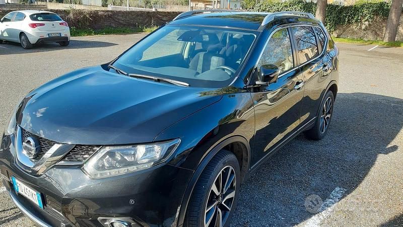 Gebraucht Nissan X-Trail 131 PS (96 kW) 2016 Schwarz SUV
