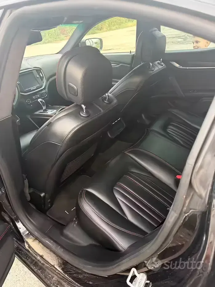 Usata Maserati Ghibli 275 CV (202 kW) 2015 Nero Berlina