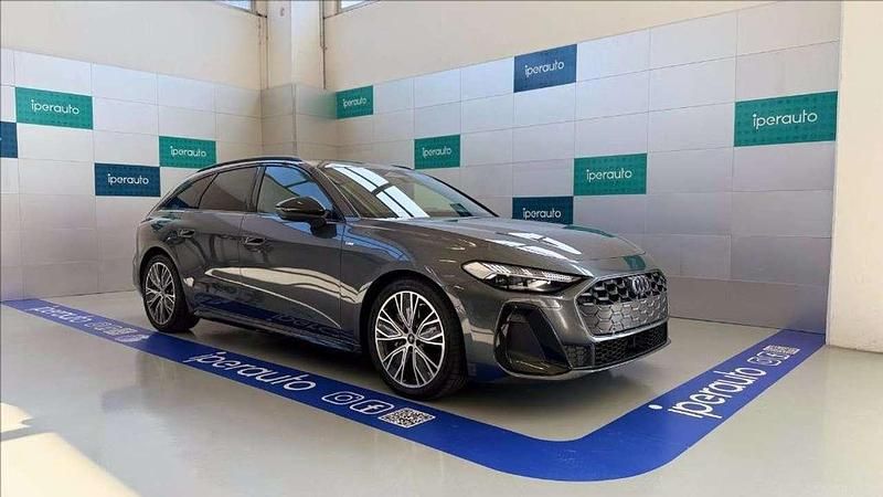 Nuova Audi A5 S-Line 204 CV (150 kW) 2025 Grigio metallizzato Station wagon