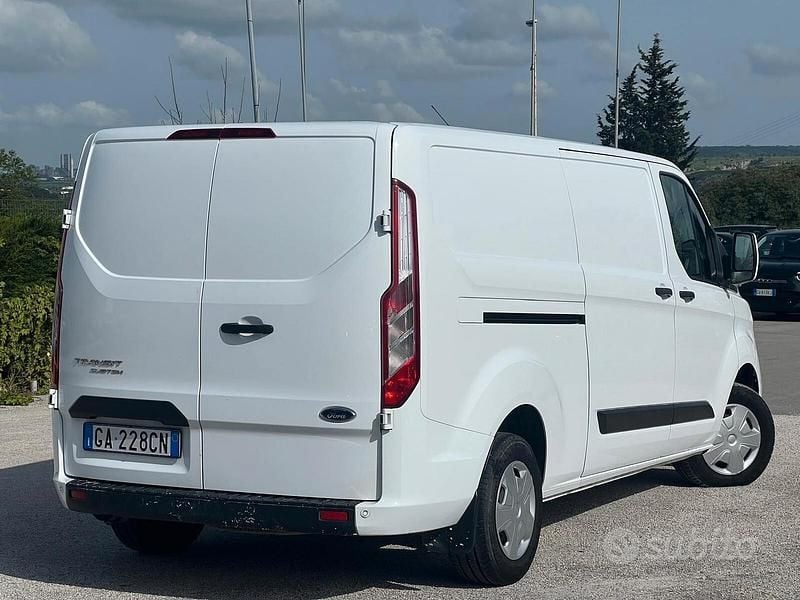 Usata Ford Transit Custom 130 CV (95 kW) 2020 Bianco Berlina