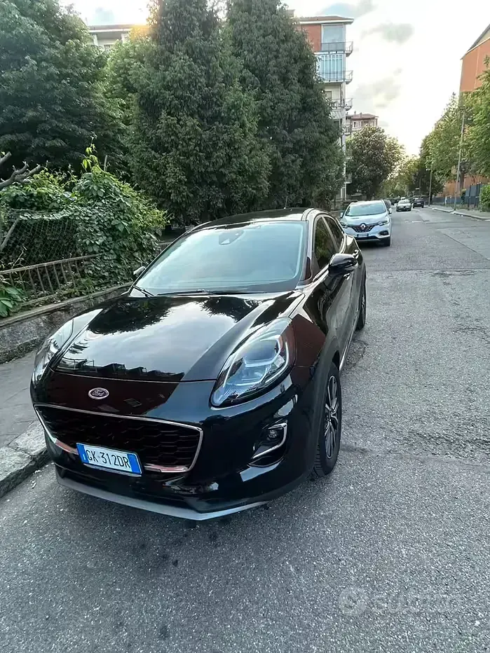 Usata Ford Puma 125 CV (91 kW) 2022 Nero SUV