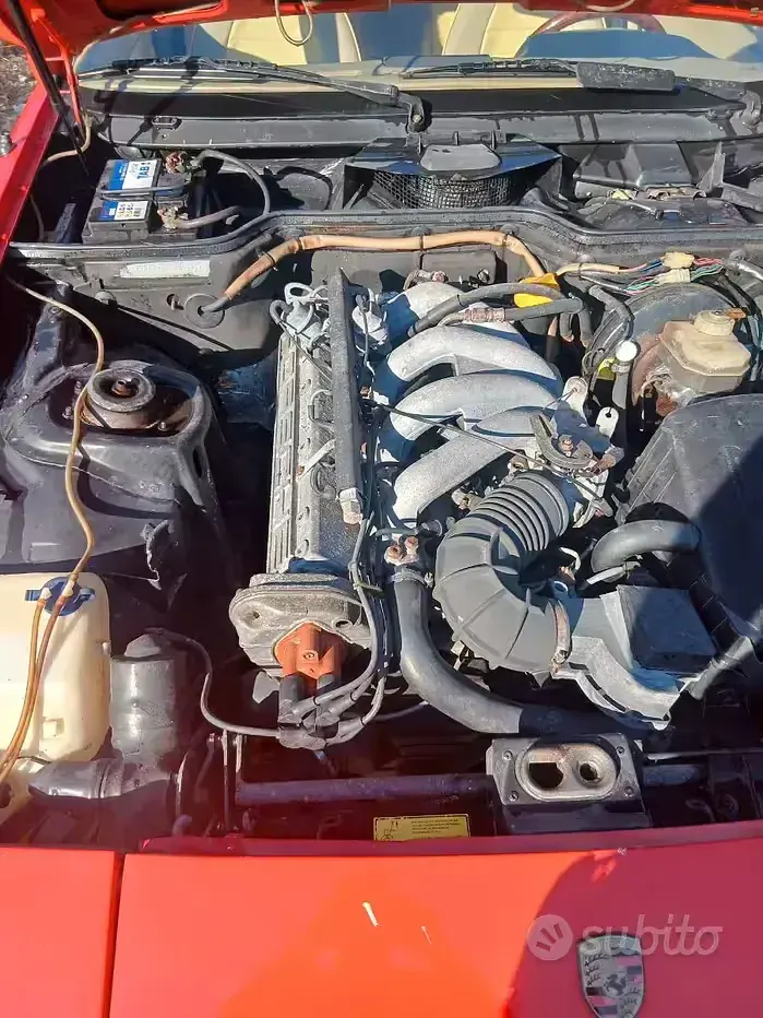 Usata Porsche 944 163 CV (119 kW) 1984 Rosso Coupé