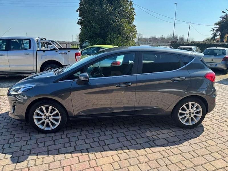 Gebraucht Ford Fiesta Business Edition 86 PS (63 kW) 2019 Grau Kleinwagen