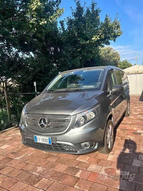 Usata 2019 Mercedes Vito Furgone | 30.000 € - Immagine 1/4