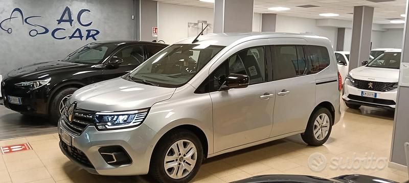 Usata Renault Kangoo Edition One 95 CV (69 kW) 2022 Grigio Monovolume