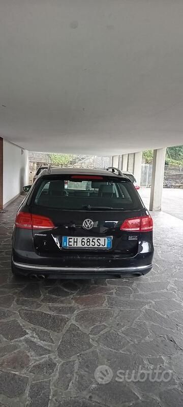 Usata VW Passat 140 CV (102 kW) 2011 Berlina