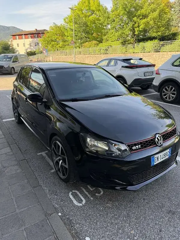 Usata VW Polo Comfortline 75 CV (55 kW) 2012 Nero Utilitaria