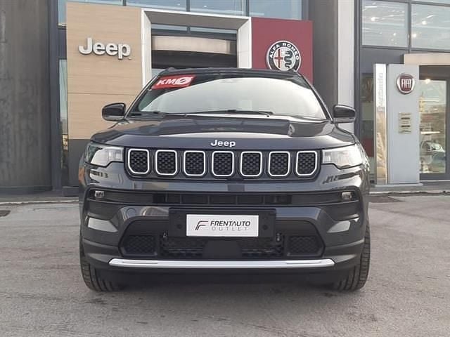 Usata Jeep Compass Limited 190 CV (139 kW) 2022 Grigio SUV