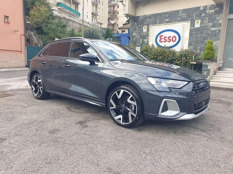 Grigio manatthan Usata 2024 Audi A3 Ambiente Station wagon | 36.100 € (Buon prezzo) - Immagine 1/4
